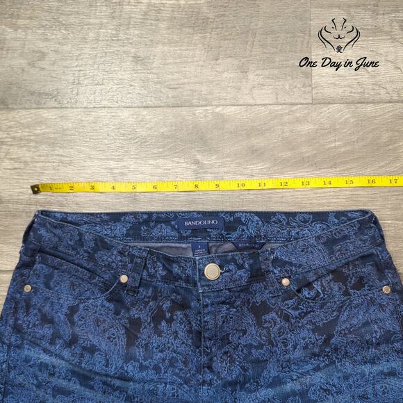 Bandolino Lisbeth Crop Jeans Size 6 - Picture 3 of 6